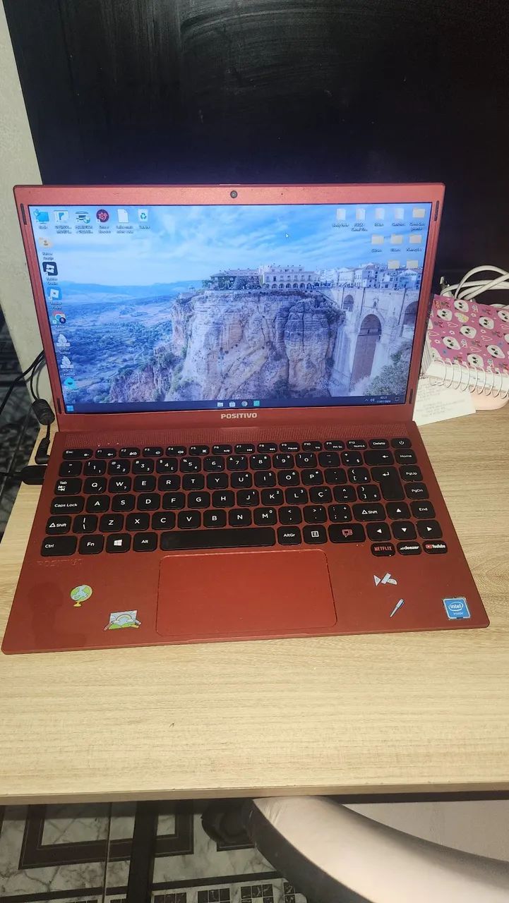 Notebook Positivo R$ 499 pra sair logo