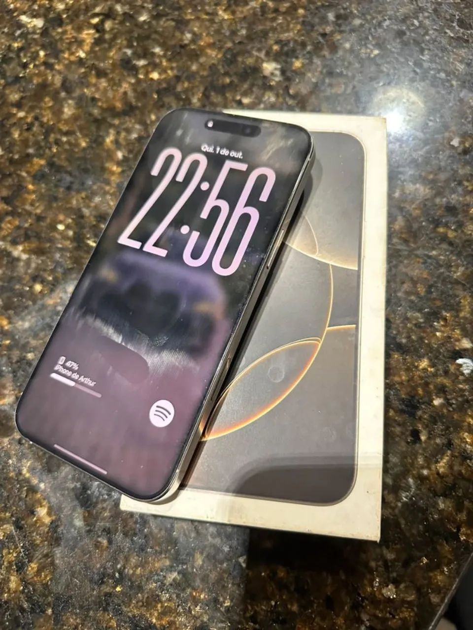 iPhone 16 Pro Max - 94% de bateria - Com caixa - Excelente estado - Foto 3