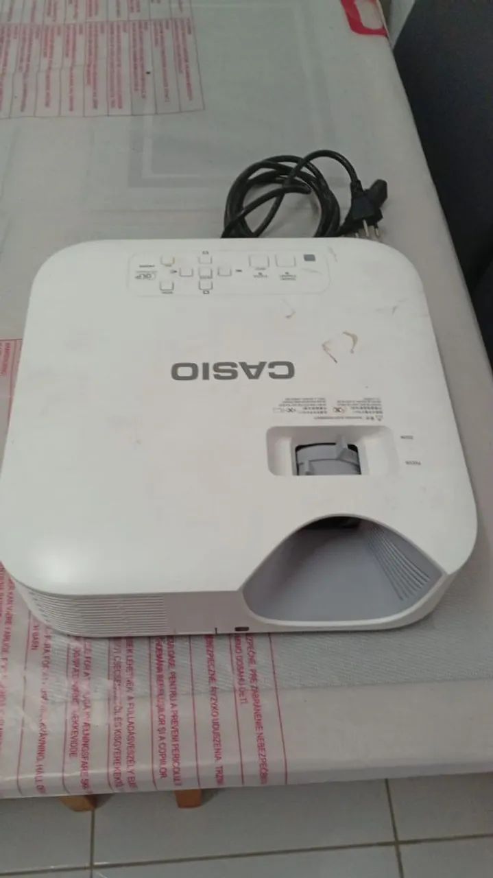 Vendo projetor CASSIO top  - Foto 2