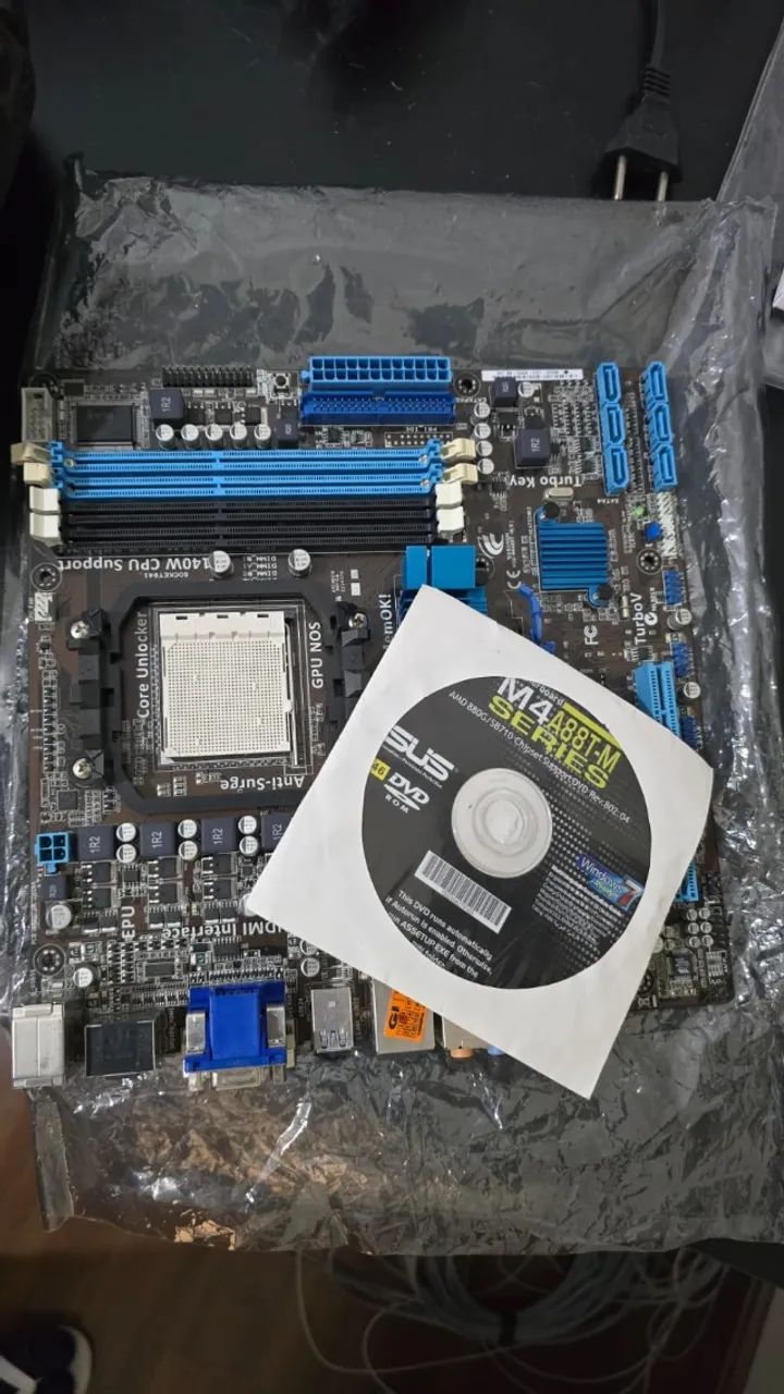 Placa Mãe Asus M4a88t-m/usb3 - nova