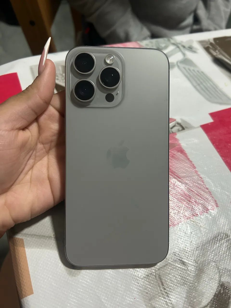 Vende se iPhone 15 pro max  - Foto 5