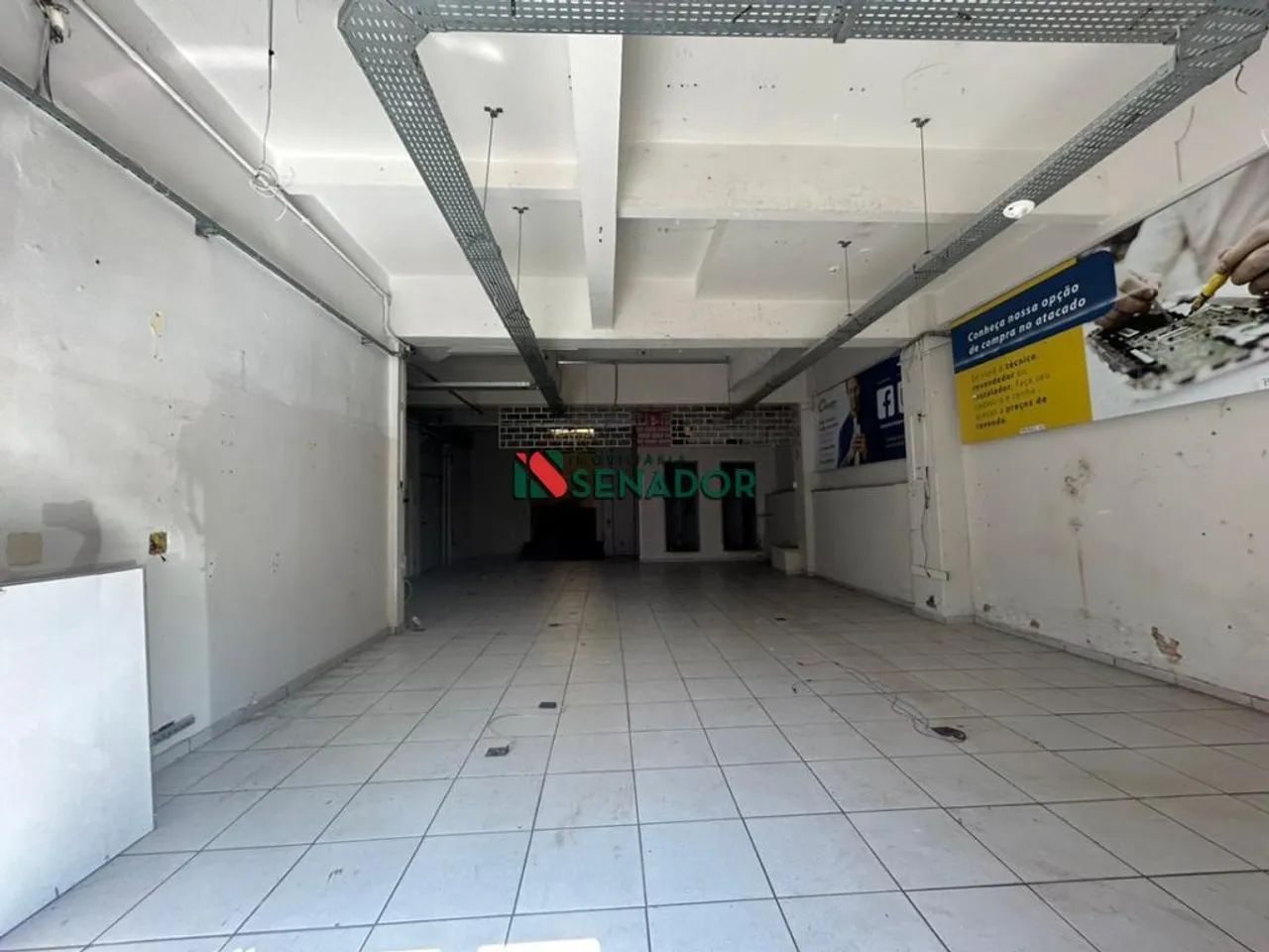Barracão para alugar em Londrina, Centro, com 562.5 m² - Foto 2