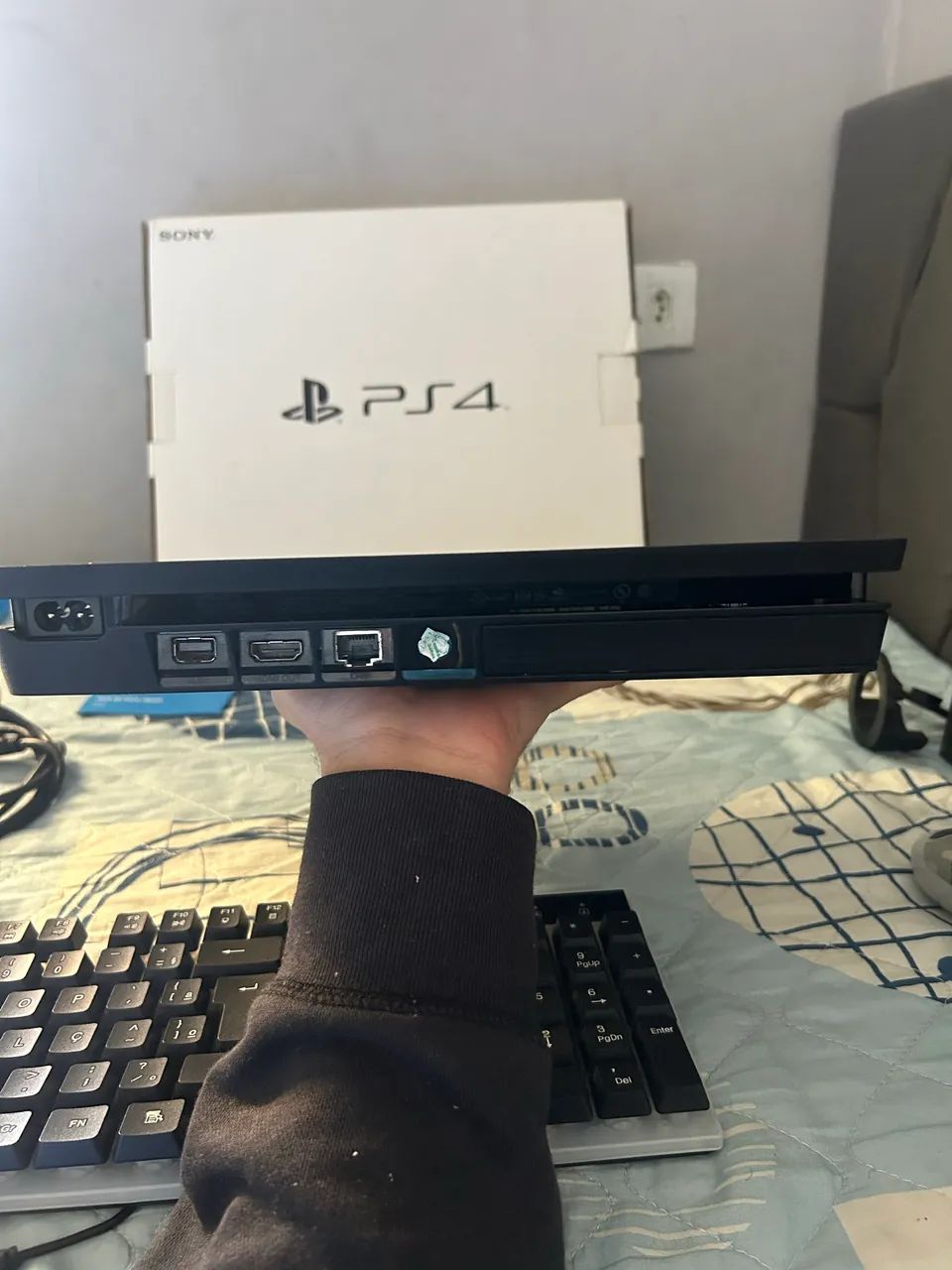 Ps4 slim 1tb - Foto 3