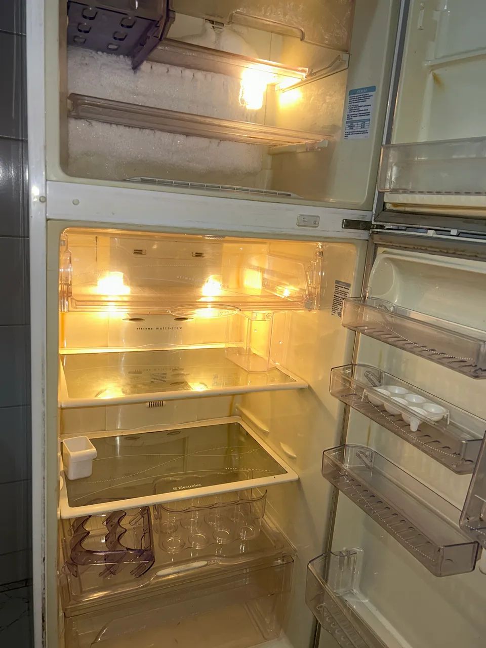 Geladeira Eletrolux  - Foto 2