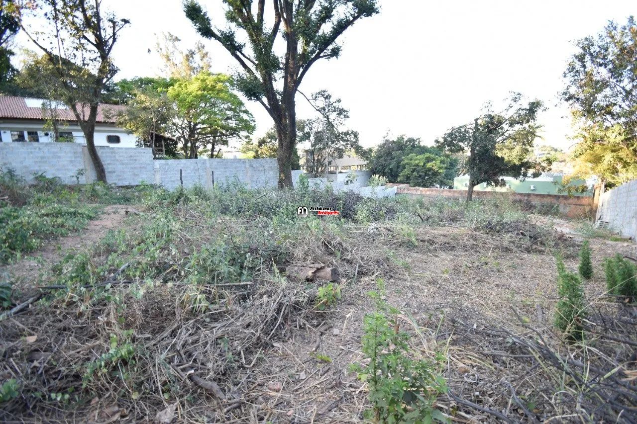 Lote com 500m² no bairro Santa Amélia