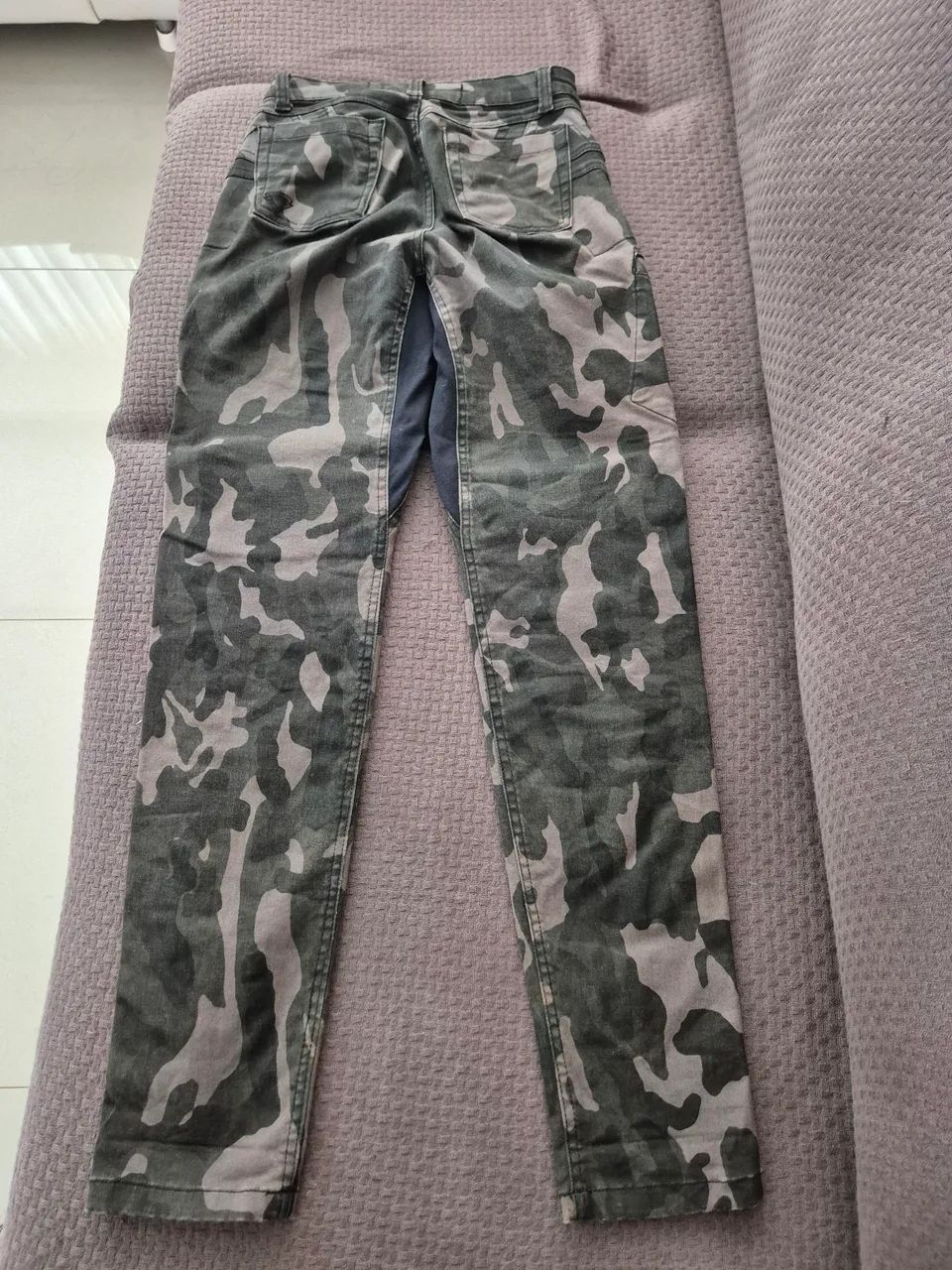 Calça feminina HLX
