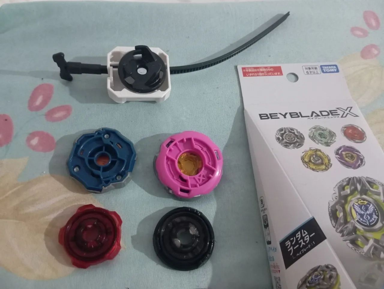Lote de Beyblade X  - Foto 3