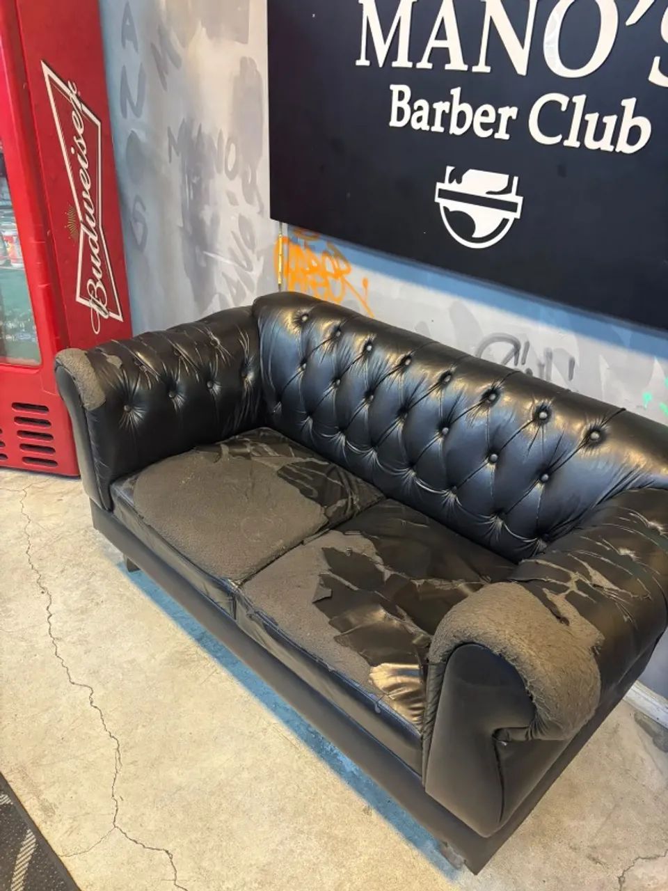 Vendo Sofá com Duas poltronas - Leia