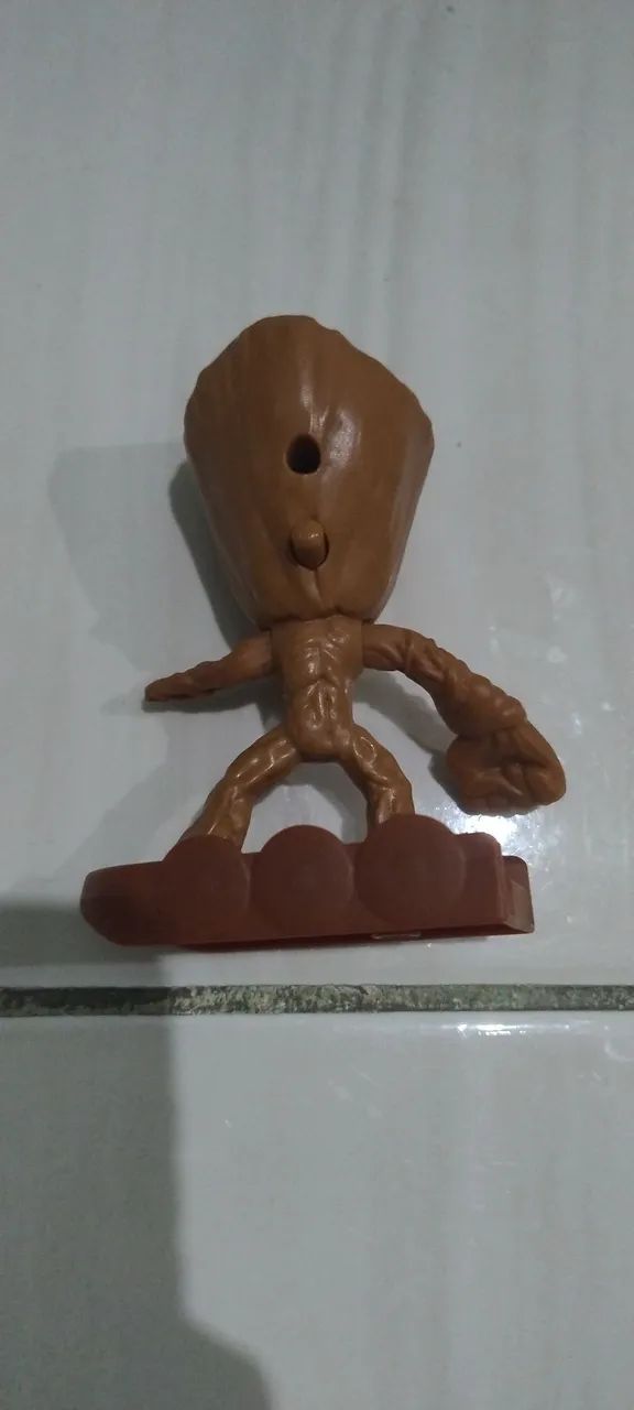 Boneco Groot mc Donald's mão que movimenta 2022 marvel em perfeito estado - Foto 3