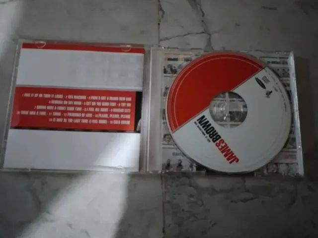 Cd James Brown - Só O Melhor De James Brown - Bom Estado - Foto 3