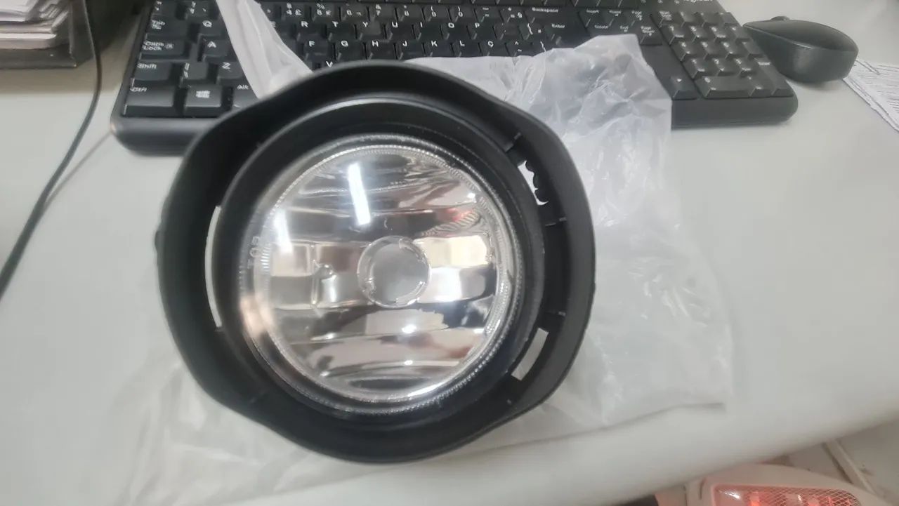 Farol auxiliar Toyota éticos  - Foto 4