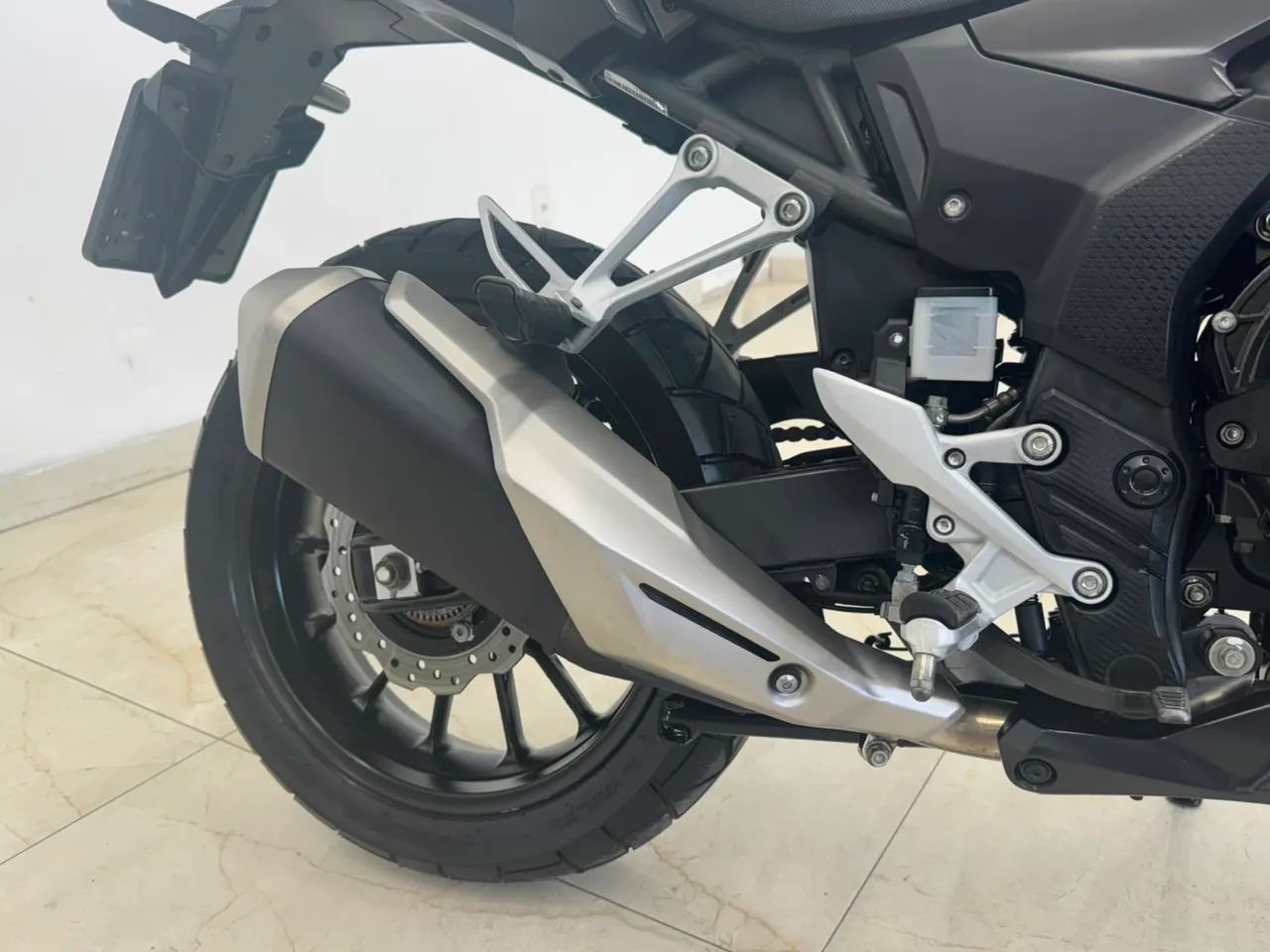 Honda CB 500 X 2024 - Foto 11