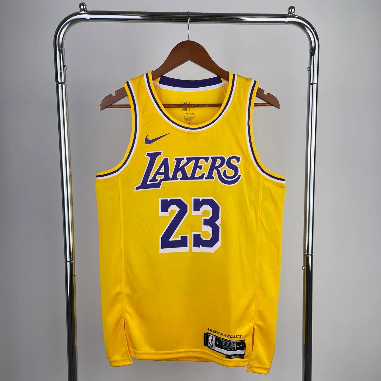Regata NBA Lakers Lebron James Amarela 
