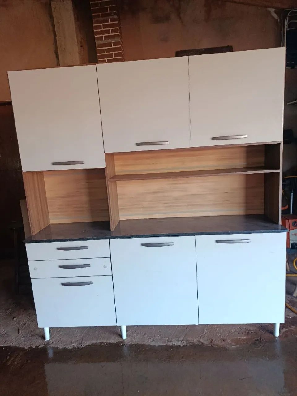 Armário de cozinha usado 