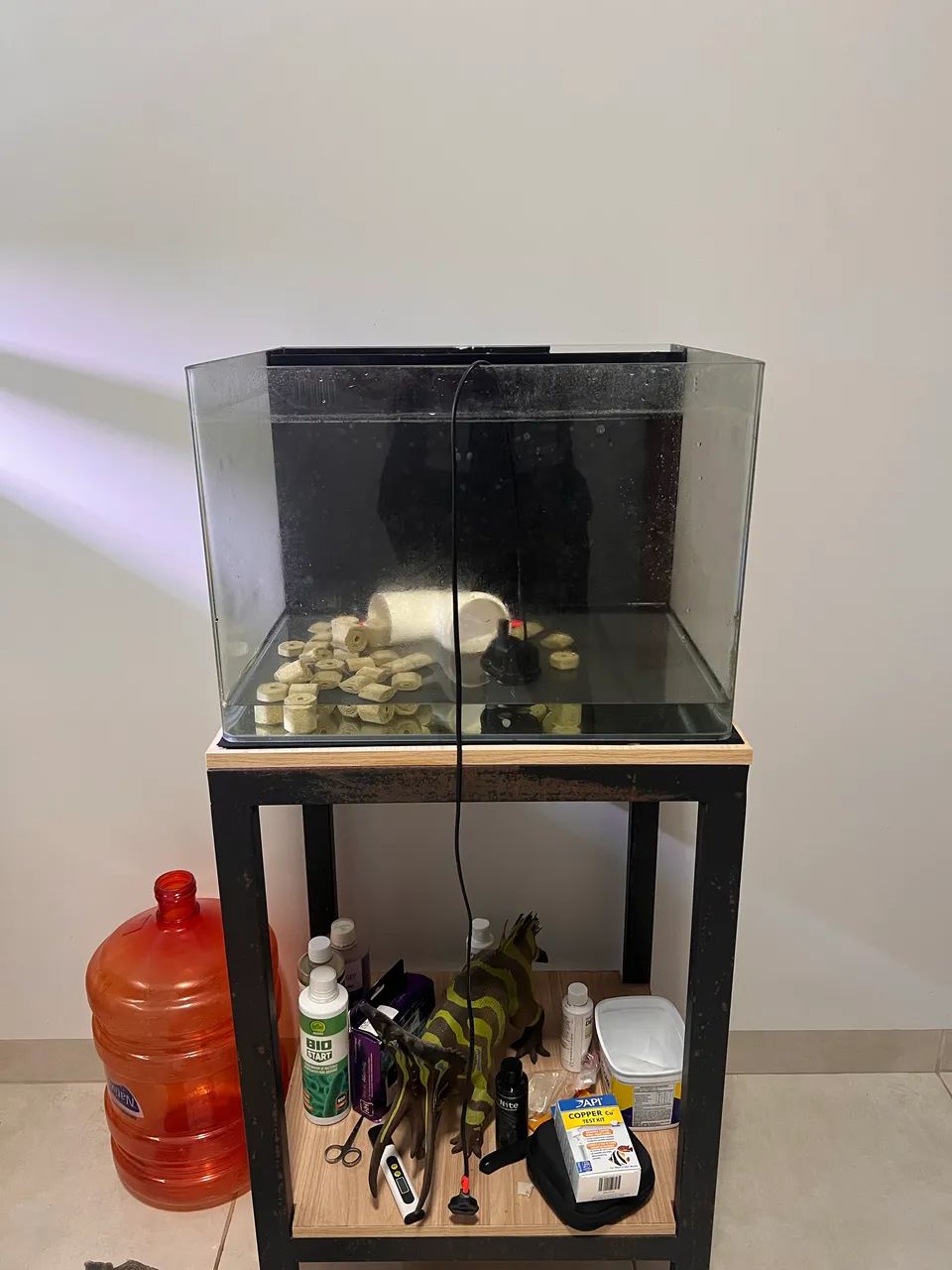 Aquário oceantech 77 litros e móvel 