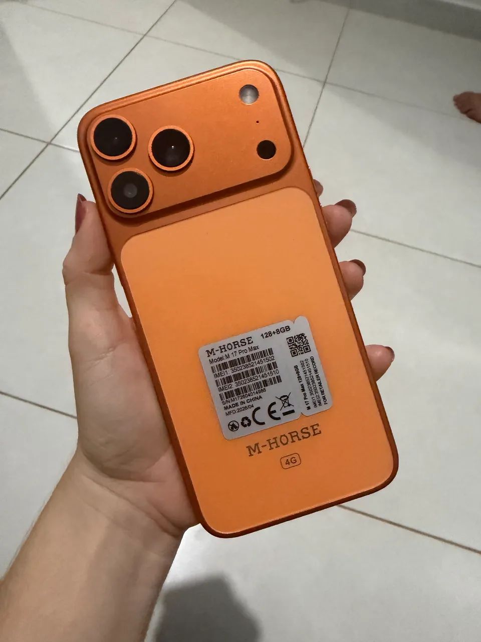 Celular com design de iPhone 128gb semi novo  - Foto 2