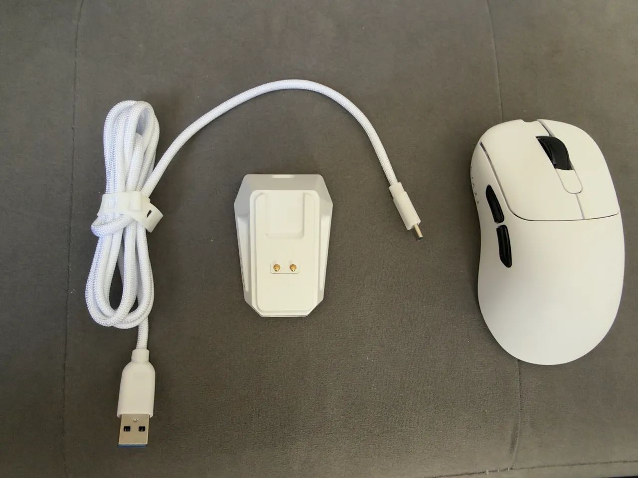 Mouse gamer ajazz aj179pro branco com base de carregamento - Foto 2