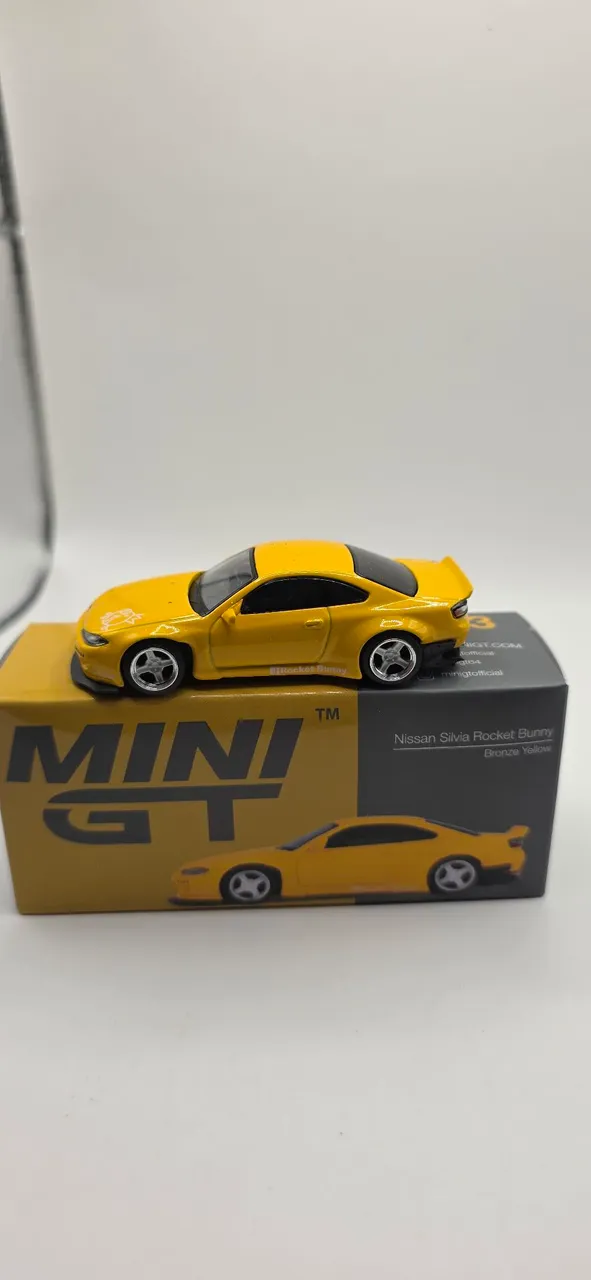 MINI GT Toyota GR Supra LB Works Matte Black - Hobbies e coleções