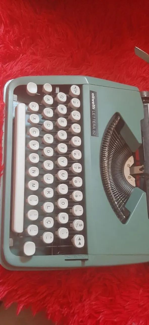 Máquina de escrever65690778934657122