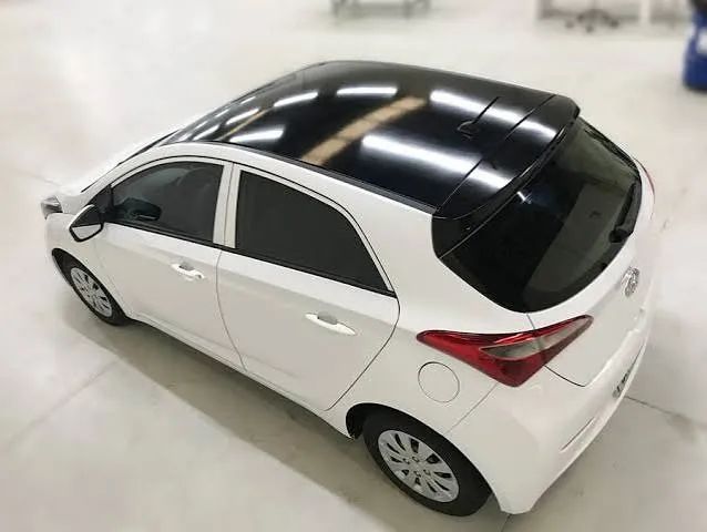 envelopamento de teto black piano carro - Foto 3