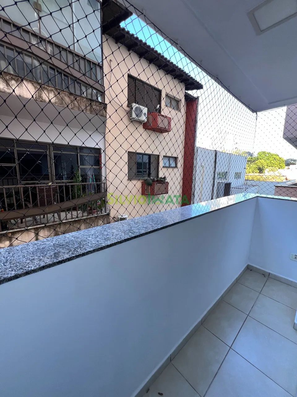 EXCELENTE APARTAMENTO, 02 QUARTOS SENDO 01 SUÍTE PARA MORAR NO EDIFÍCIO D'ANGELIS, PRÓXIMO - Foto 3