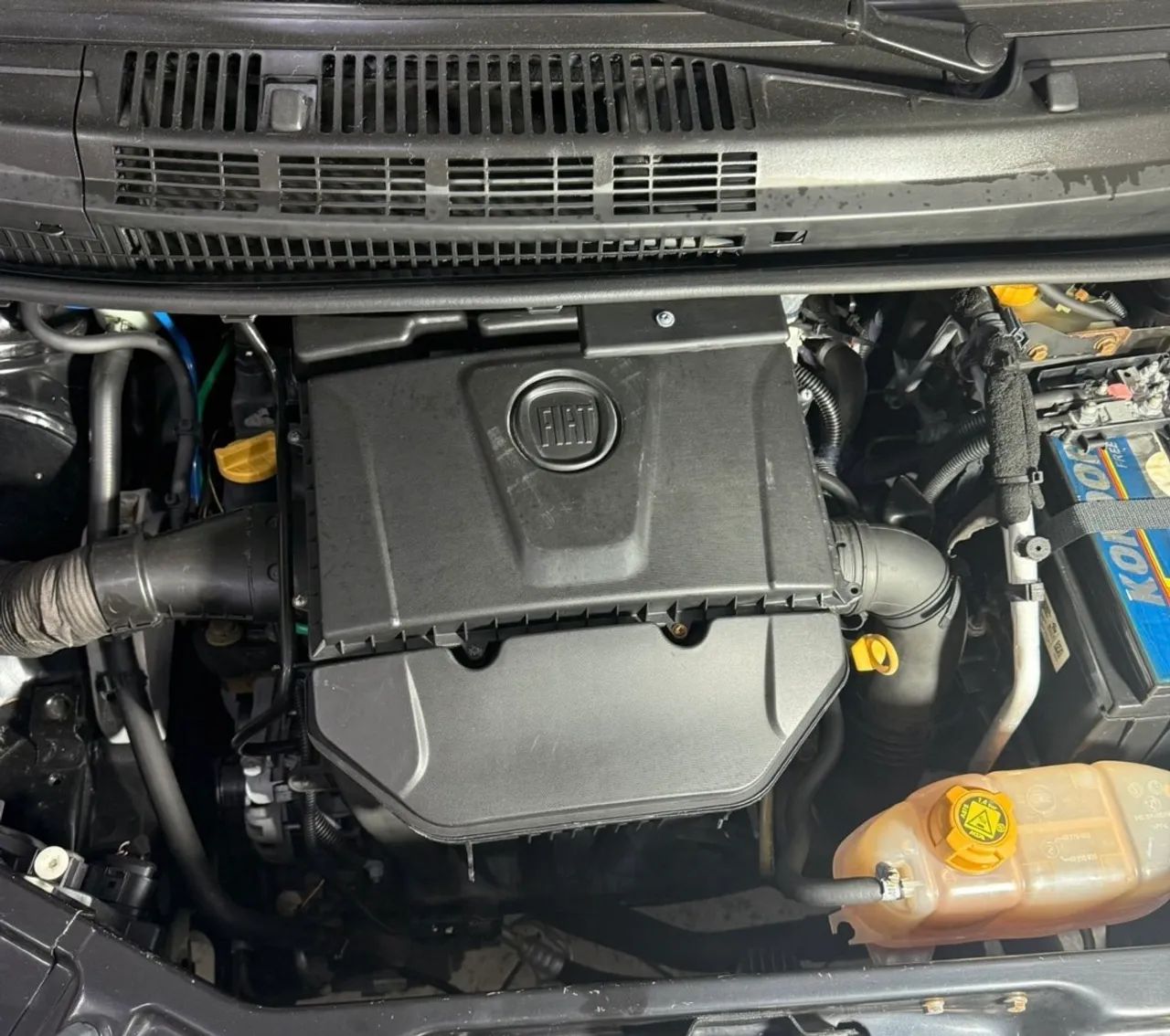 Fiat Idea Sporting 1.8 Flex 16V 5P 2011 - Foto 3