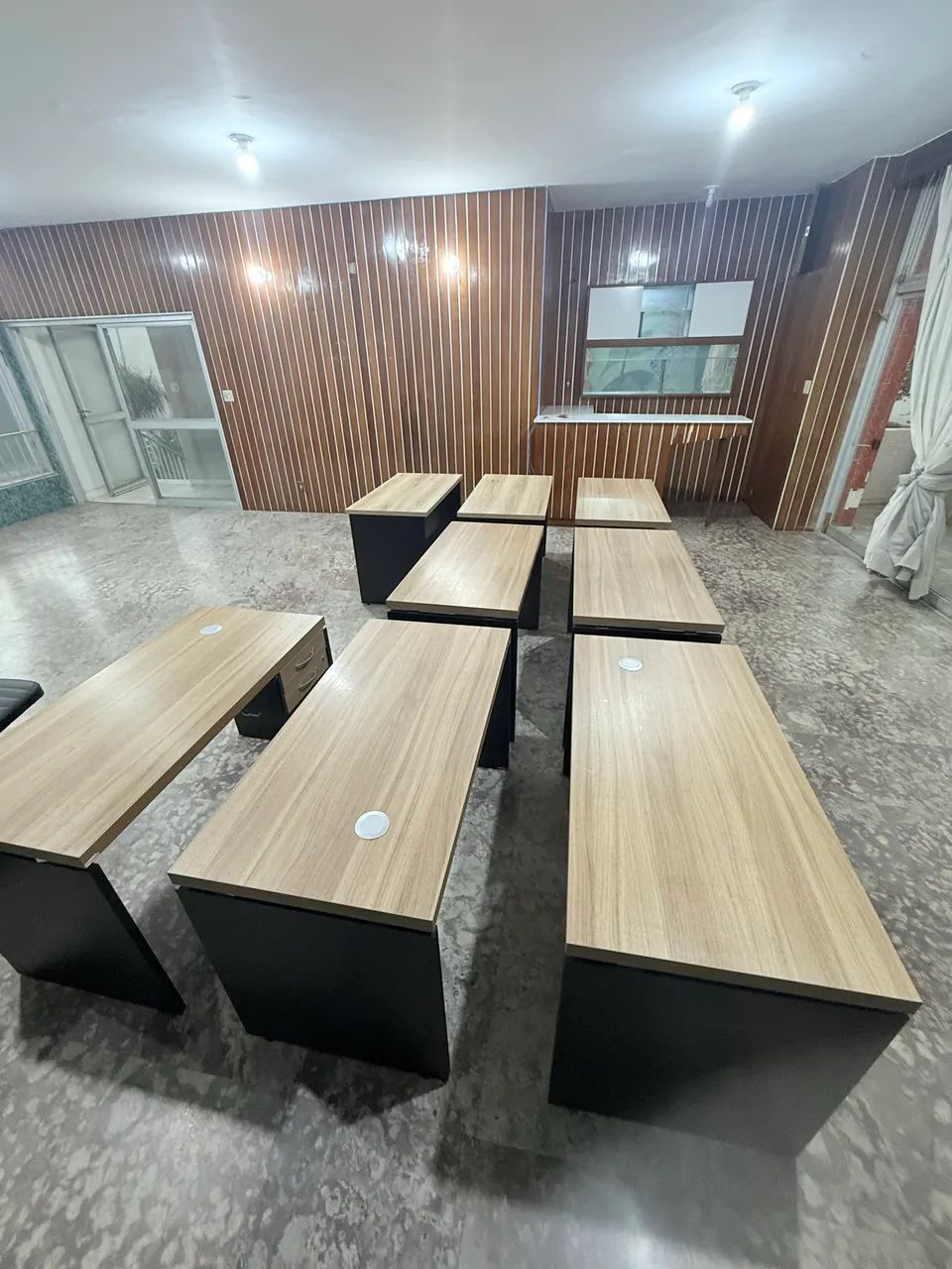 Lote Completo 8 Mesas Corporativas 1,20m - Estrutura Pronta para Escritório