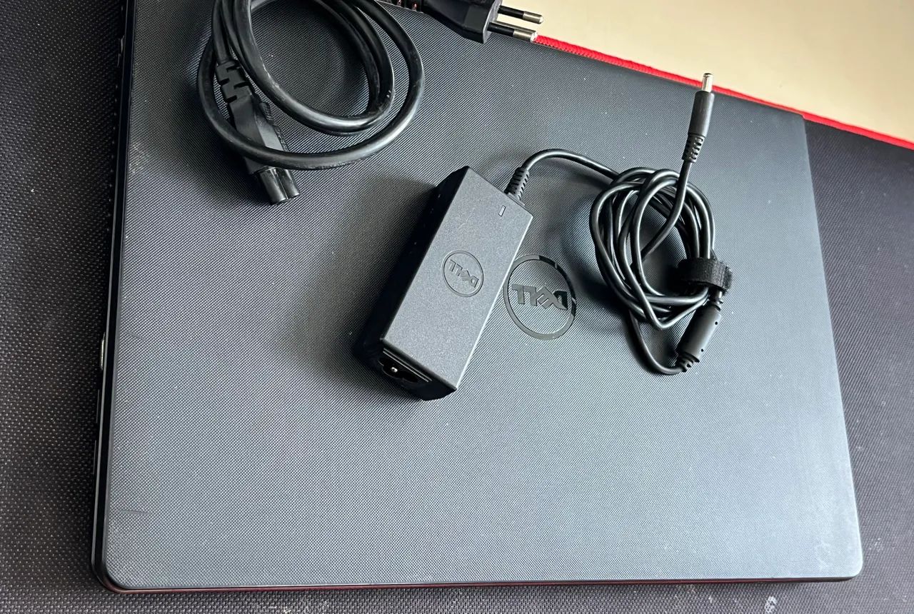 Dell Inspiron i3 6006u| 8GB DDR4 | SSD | 15.6? - Foto 3