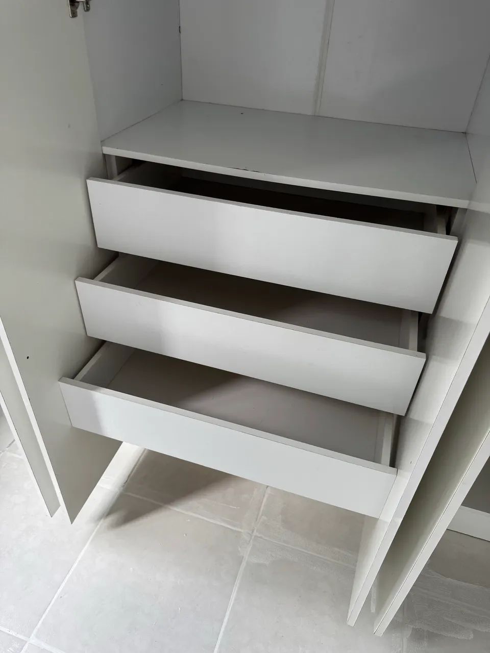 Guarda roupa 6 portas  - Foto 3