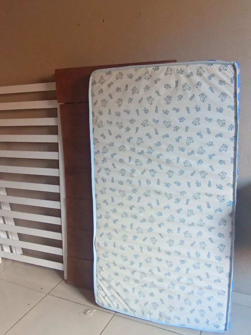 Kit Completo: Berço + Colchão + Brindes - Foto 4
