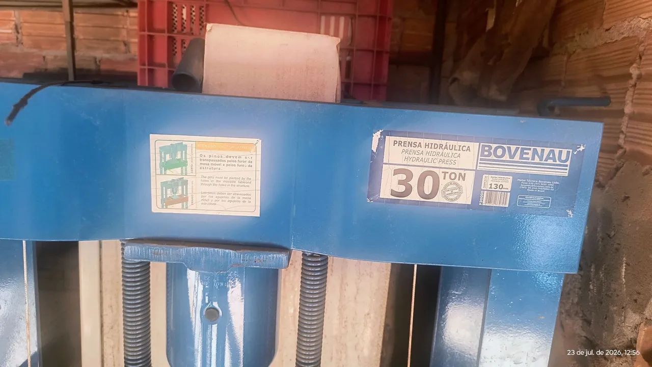 Prensa 30 toneladas Nova
