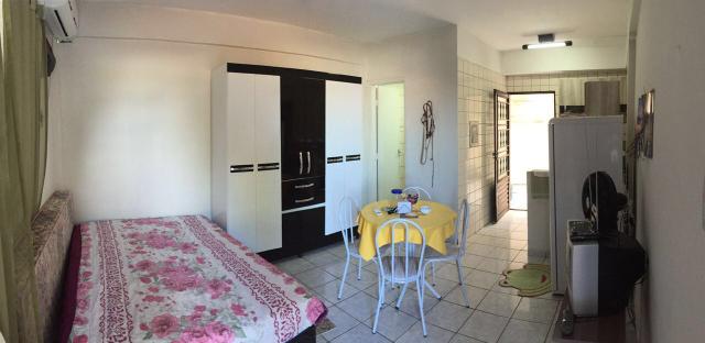 Aluga-se Kit net próximo Unic bairro Dom Aquino