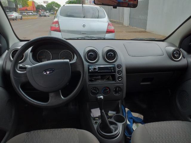 Fiesta sedan 1.6 flex - Foto 5