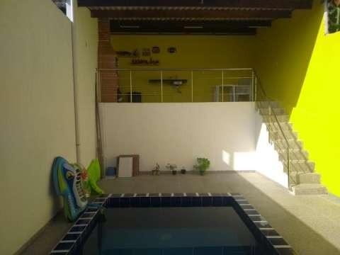 Vendo casa em Irajá, 2 Quartos