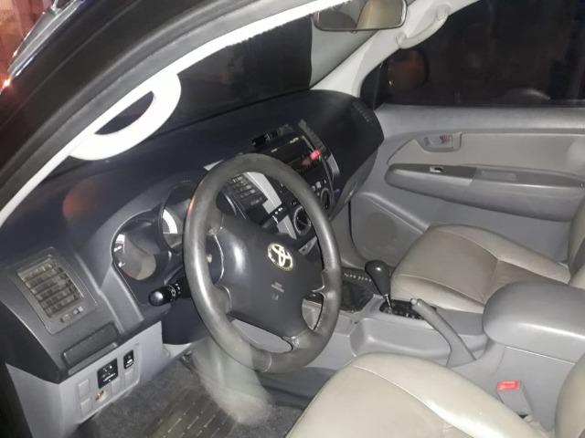 Toyota Hilux 4x4 - Foto 2