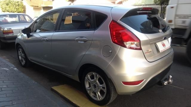 FORD FIESTA 1.6 SE HATCH 16V FLEX 4P AUTOMATICO. - Foto 3