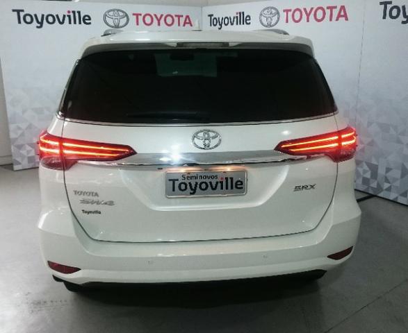 Toyota Sw4 Srx 2.8 4x4 Auto Diesel 2016/2017 7 lugares - Foto 5
