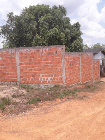 Vendo uma casa