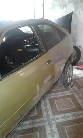 Vendo Kadett 95 GM Batido Para Retirada De peças OU Reconstruir - Foto 5