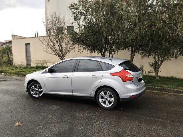 Vendo/Troco Ford Focus 1.6 S 16V Powershift - Flex - 2014 - Foto 6