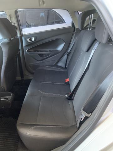 Ford Fiesta SEL 1.6 2016/2017 - Foto 14