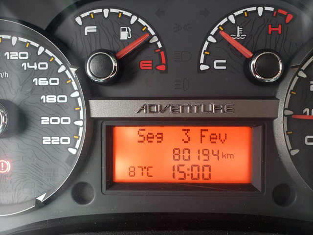 FIAT Strada adventure Cd 2015 único dono - Foto 3