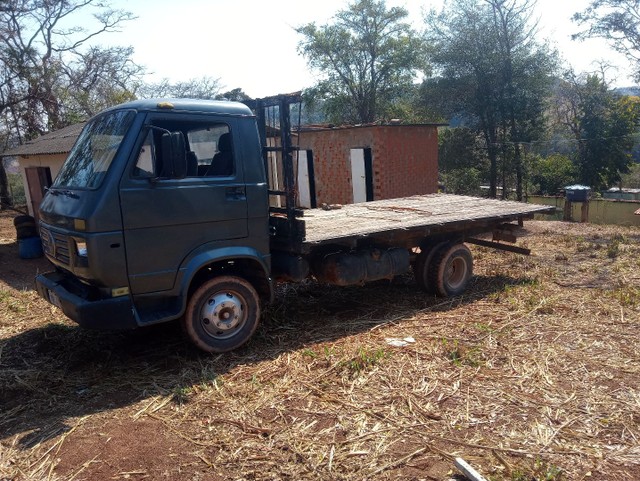 CAMINHAO VW 6 90