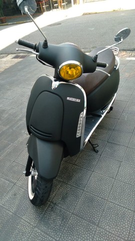 SCOOTER MOTORINO CAPPUCCINO 150 PRETA