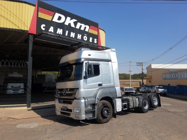AXOR 2540 ANO 2010 COMPLETO 6X2 MANUAL