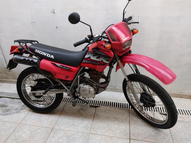 XLR 125 ANO 2002