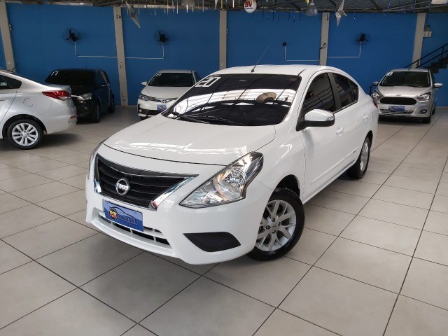 NISSAN VERSA 1.6 SV AUTOMATICO 2020 BAIXA KM