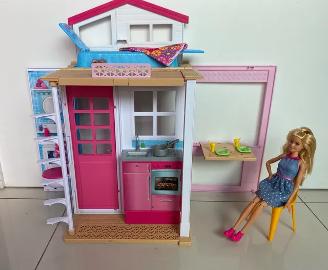 Casa dos Sonhos da Barbie com Acessorios - 75cm - Mattel