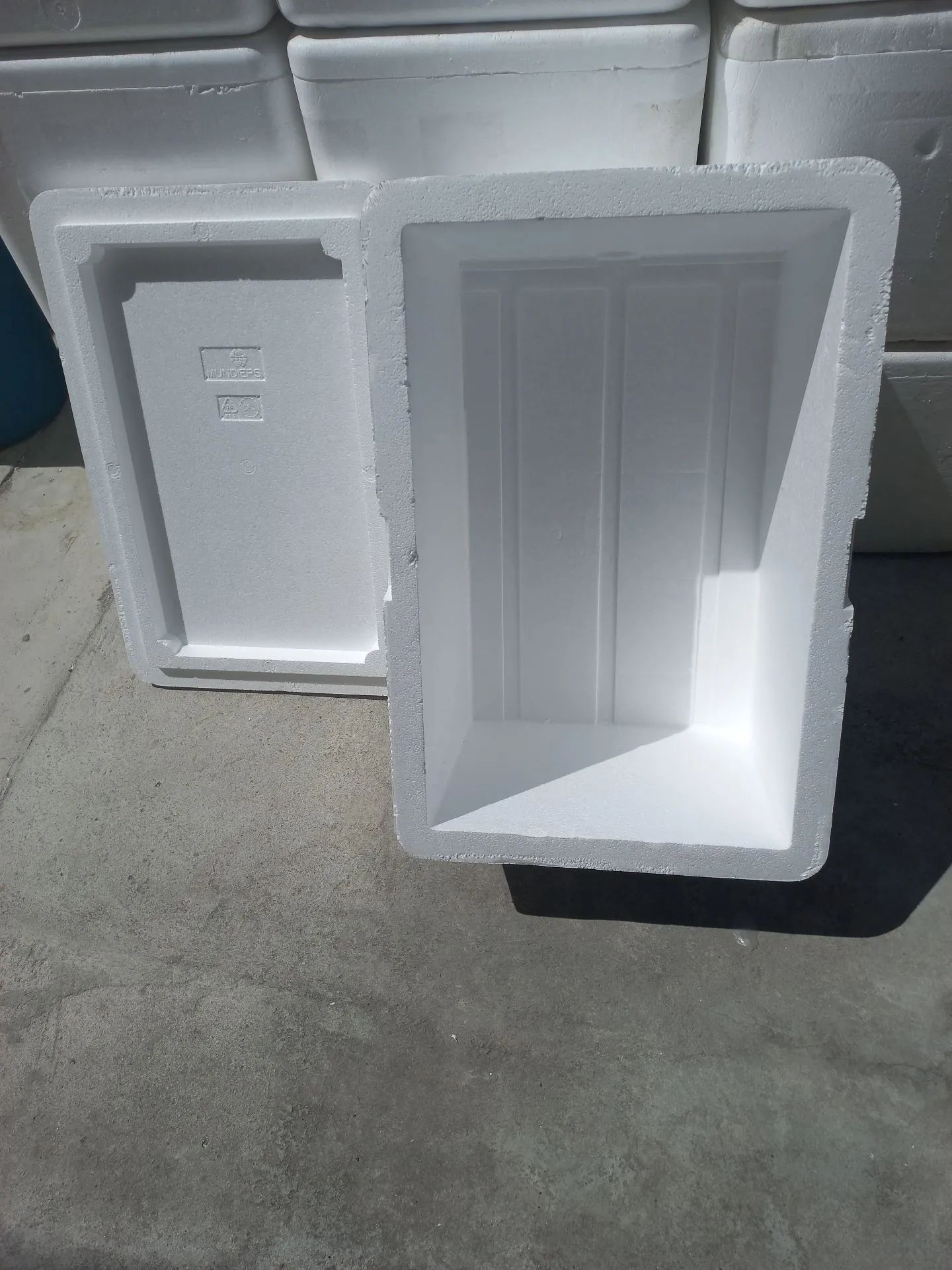Caixas de isopor 80 e 120 litros 