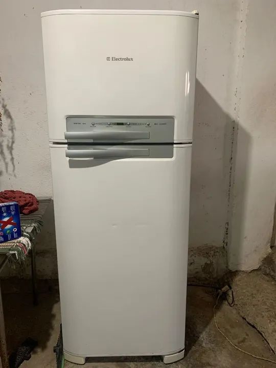 ELETROLUX FROST FREE FUNCIONANDO PERFEITAMENTE 